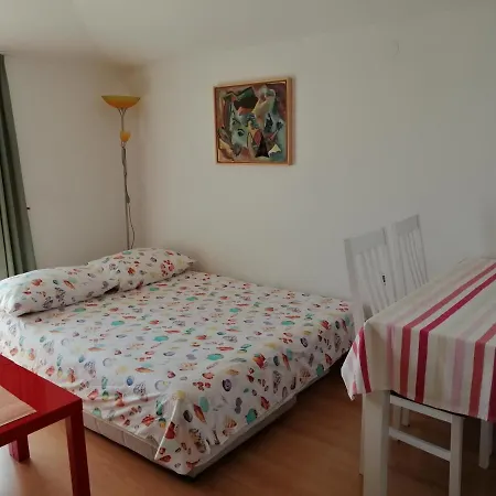 Apartment Mladen *